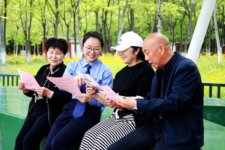 16031cf868114015184668dbeb56169_副本.jpg